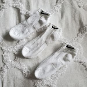 3 pairs of Nike Everyday Low-Cut Socks, Large (8-12) NWOT